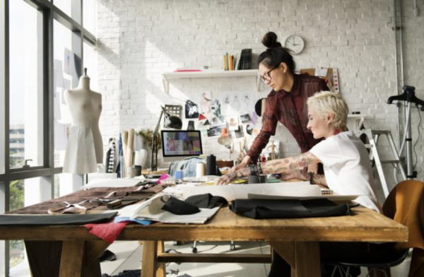Pursuing a Career in Fashion: 6 Things to Know0